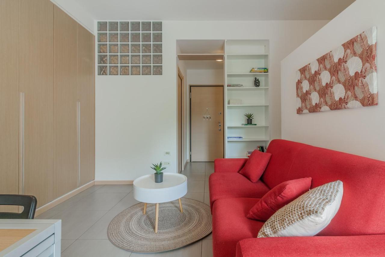 Ferienwohnung Anzani Modern Studio By Wonderful Italy Como Exterior foto
